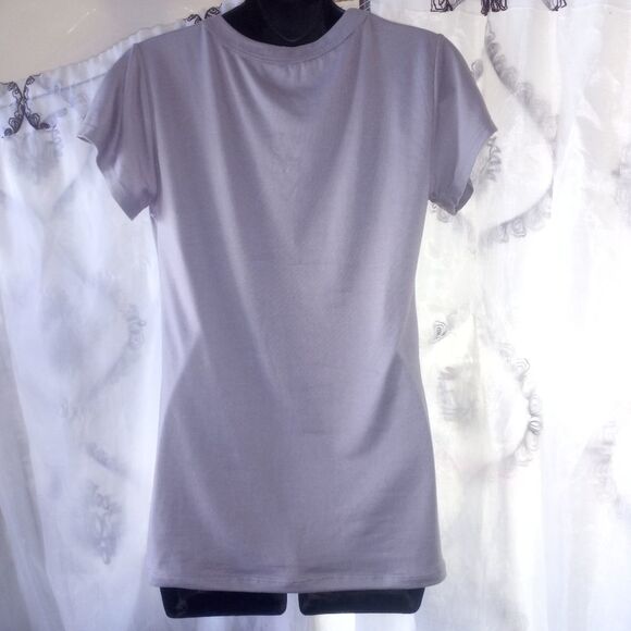 *Owl blouse size medium and large(box N ) - Picture 2 of 2